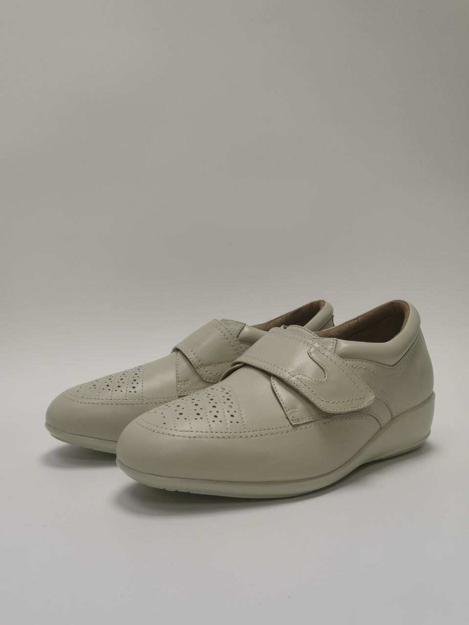 Полуботинки ортопедические женские Ортомода 8234 В кожаные для широкой стопы бежевые фото 3